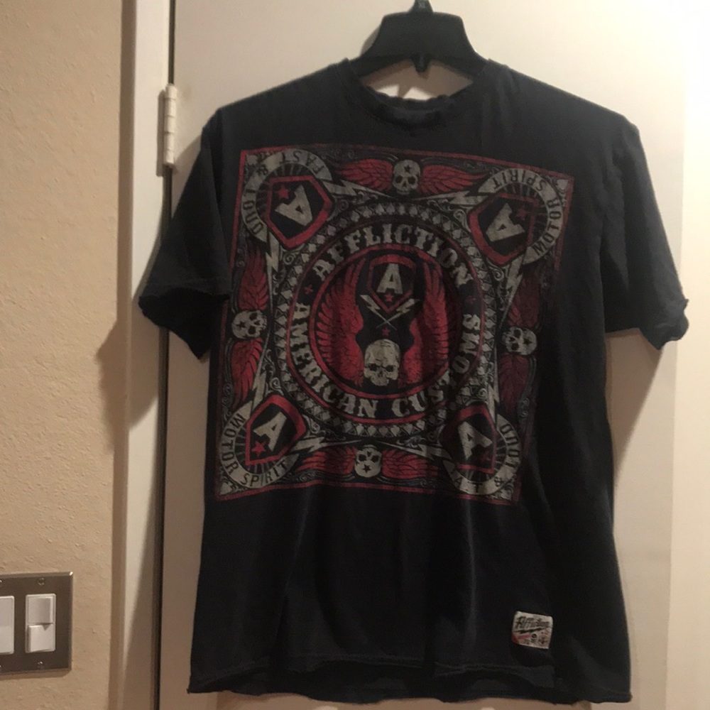 Men’s Affliction shirt